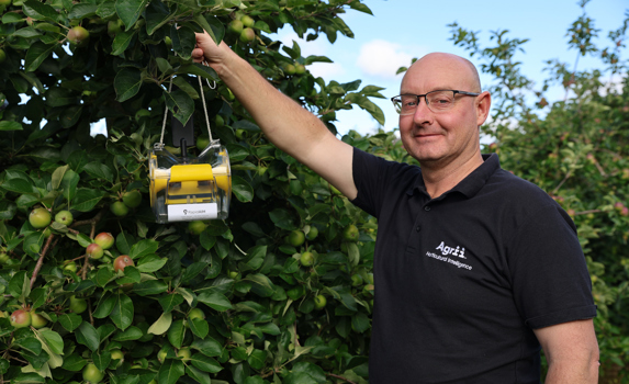Agrii agronomist Brendan Rhodes with a RapidAim unit